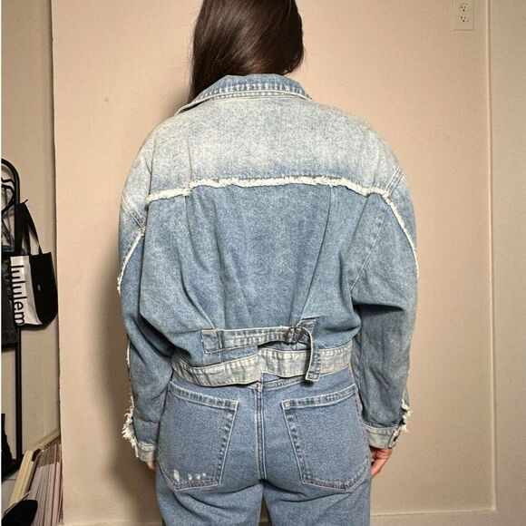 Free People Cropped Denim Jacket Size Medium - Picture 3 of 5